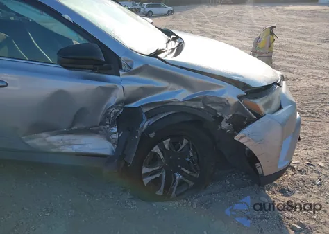 2017 Toyota Rav4 Le z USA, uszkodzony, nr VIN 2T3ZFREV3HW385253